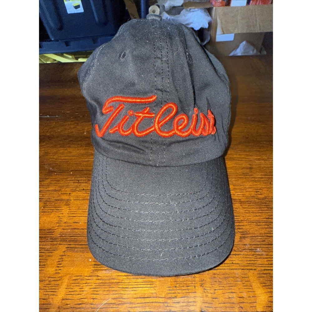 Iowa State Cyclones Hat‎ Cap Titleist Golf Snap Strapback Black Red